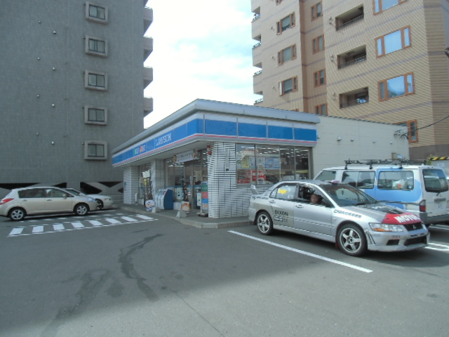 【札幌市中央区北一条西のマンションのコンビニ】