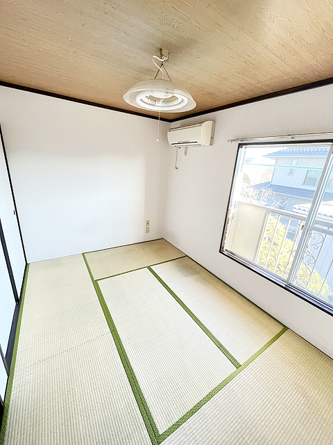 その他部屋・スペース　☆６畳の和室は陽当りが良く、日中も明るい室内です！