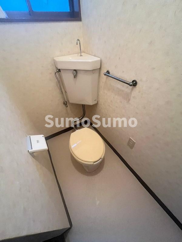 トイレ　清潔感のあるトイレです