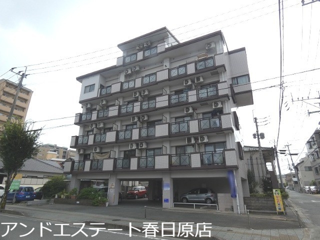 大野城市白木原のマンションの建物外観