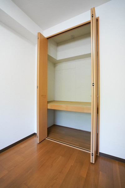 収納　同じ建物の別のお部屋