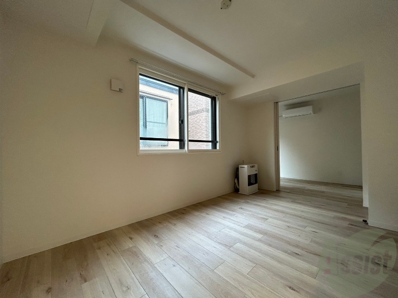 居室・リビング　広々としたリビングですね。使い勝手がよさそうですね！