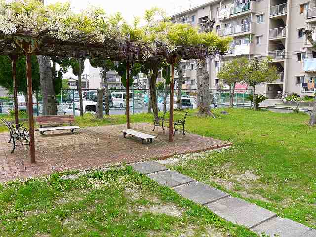 公園　県営北和団地公園（公園）まで260m