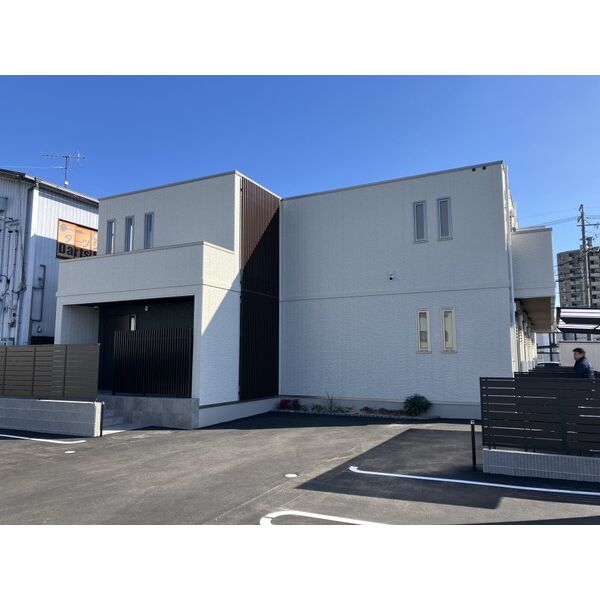 TH-Maison岡崎大樹寺(ティーメゾンオカザキダイジュウジ)の建物外観