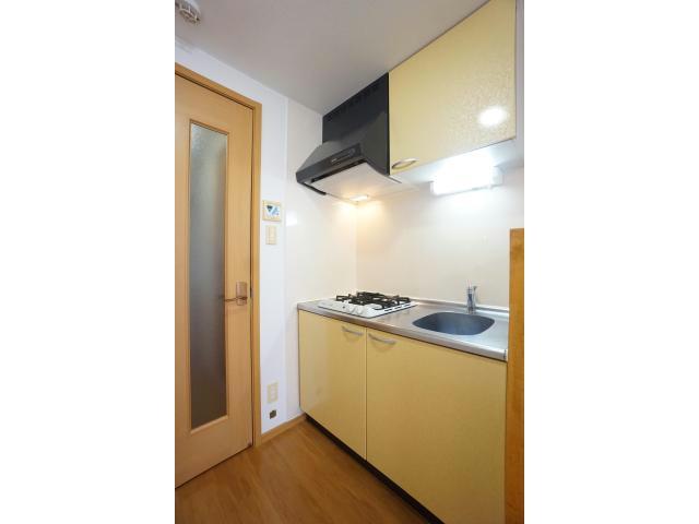 キッチン　2口ガスコンロ付き