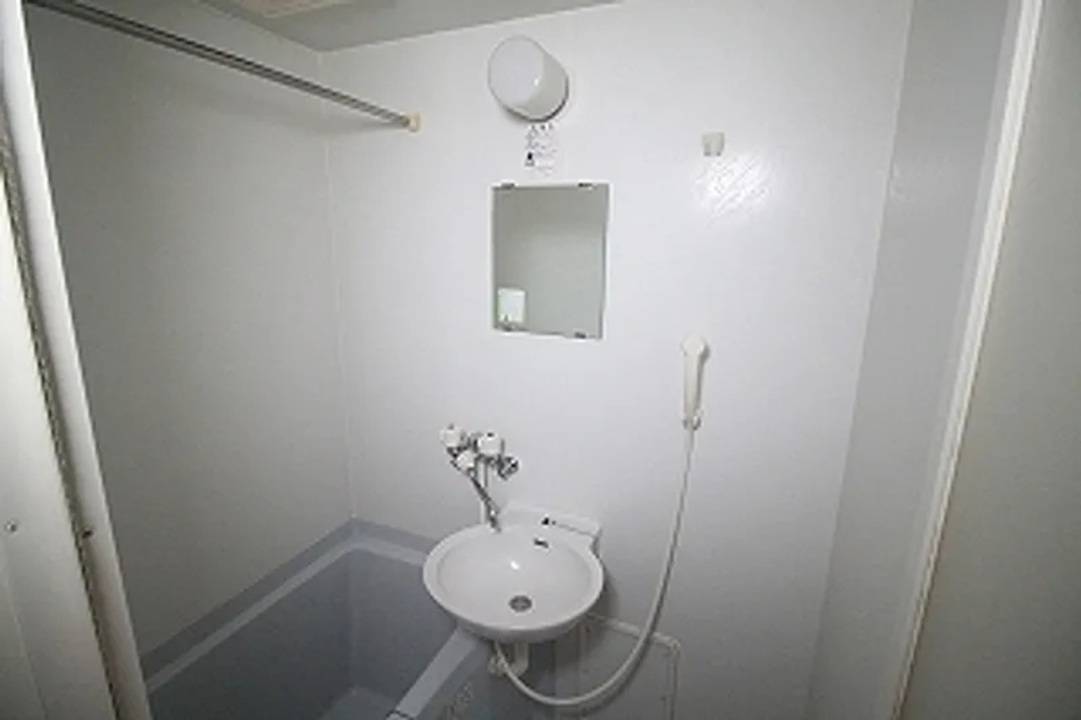 バス・シャワールーム　浴室