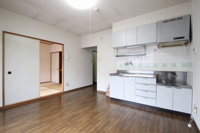 居室・リビング　別号室の写真です