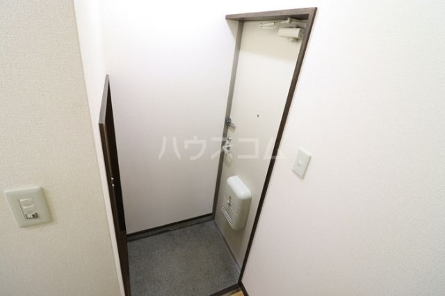 ジュネスコーポの玄関写真
