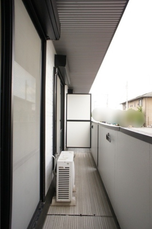 バルコニー　図面と現状に相違がある場合には現状を優先