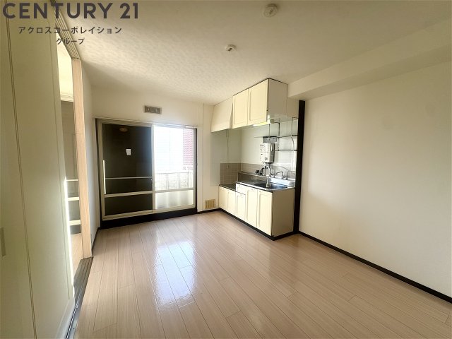 居室・リビング　広々としたリビング！