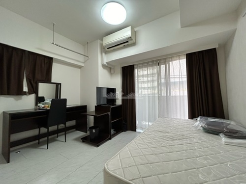 居室・リビング　ベッド、机椅子、テレビ等リブマックス仕様の家具家電付き