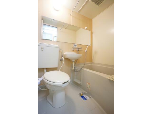 バス・シャワールーム　3点ユニットバス