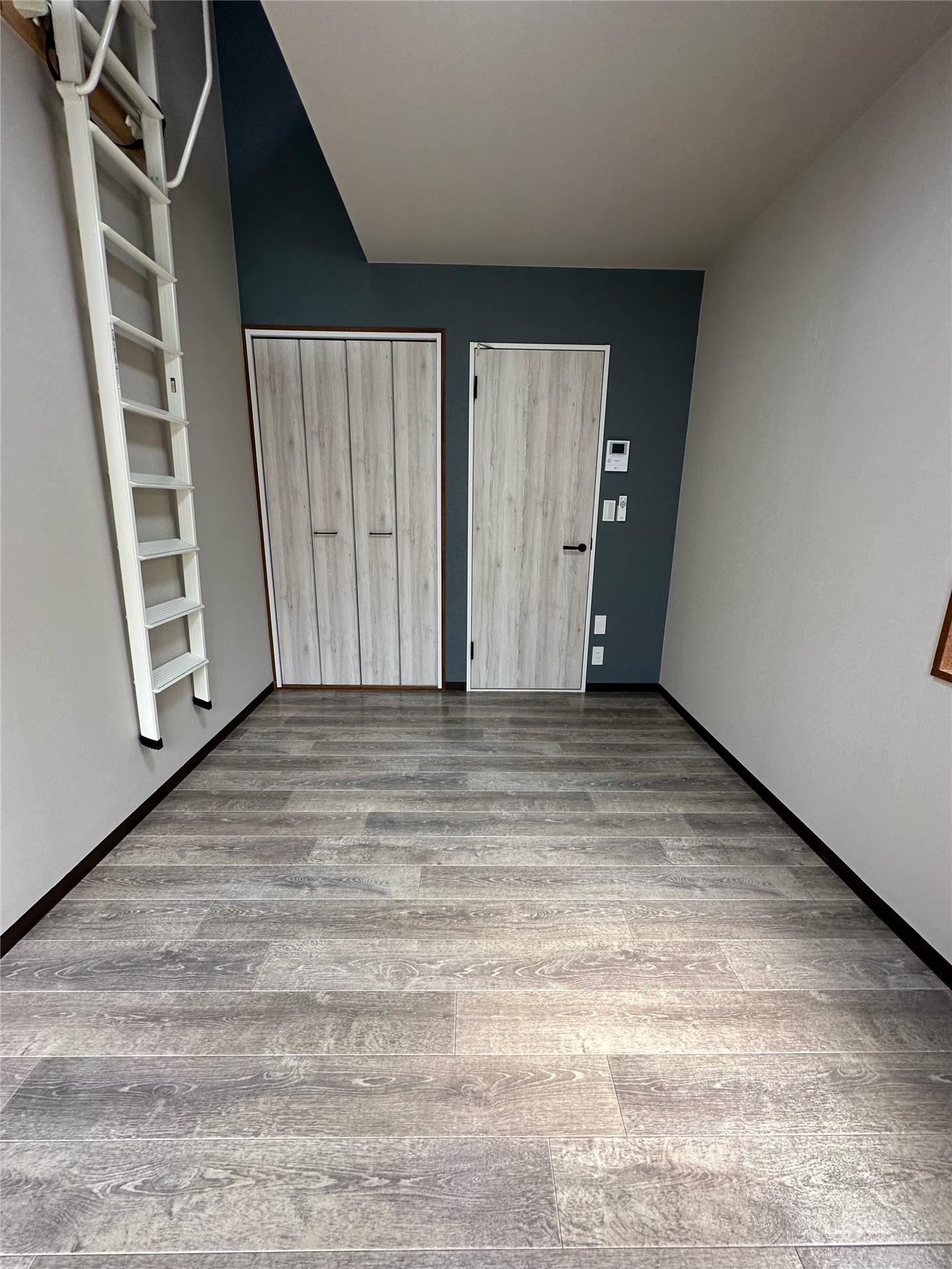 その他　隣の102号の画像になります