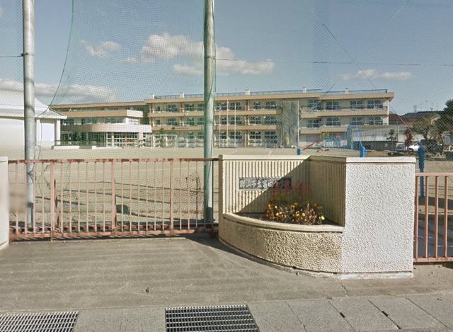 小学校　郡山市立富田小学校（小学校）まで688m