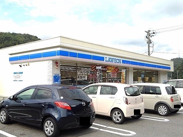 コンビニ　ローソン尾道インター店（コンビニ）まで500m