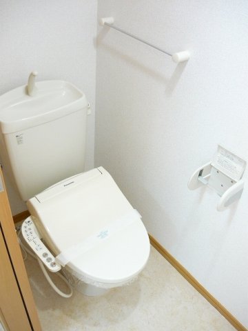 トイレ　コンパクトで使いやすいトイレです