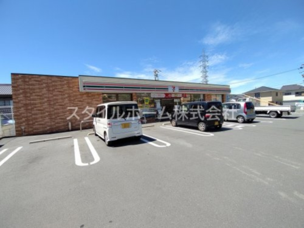 コンビニ　セブン-イレブン 豊橋多米中町店（コンビニ）まで851m