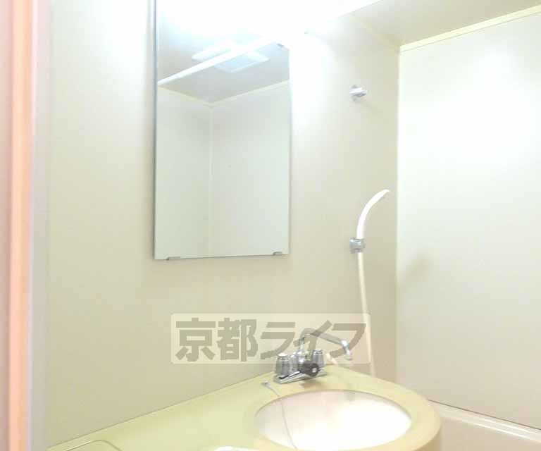 洗面設備　洗面台です。