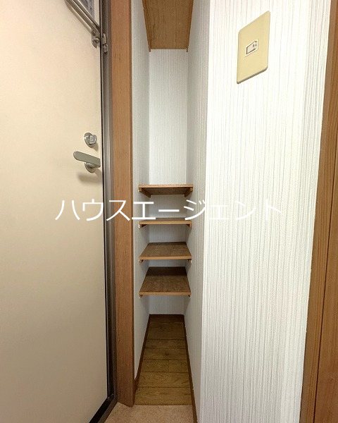 収納　靴棚です。