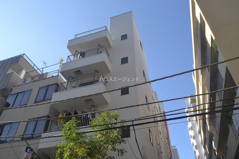 建物外観　オートロックマンション