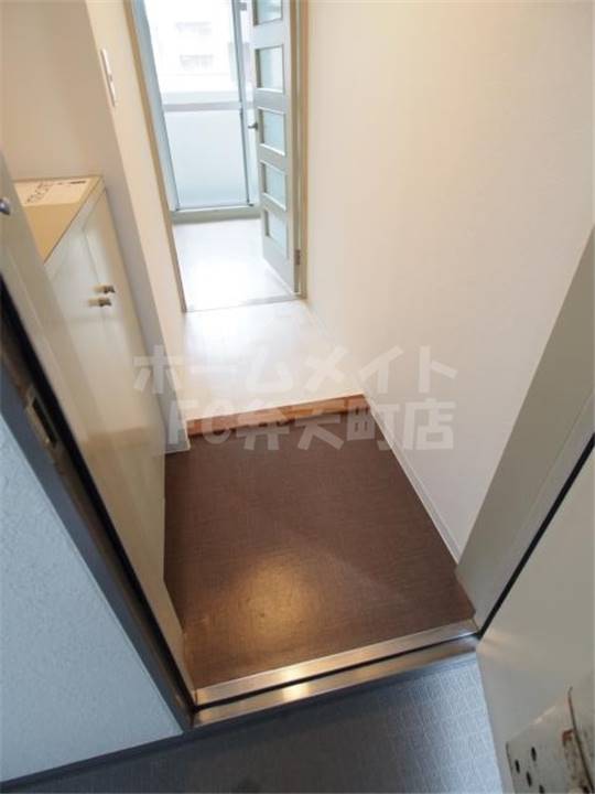 玄関　落ち着いた玄関です