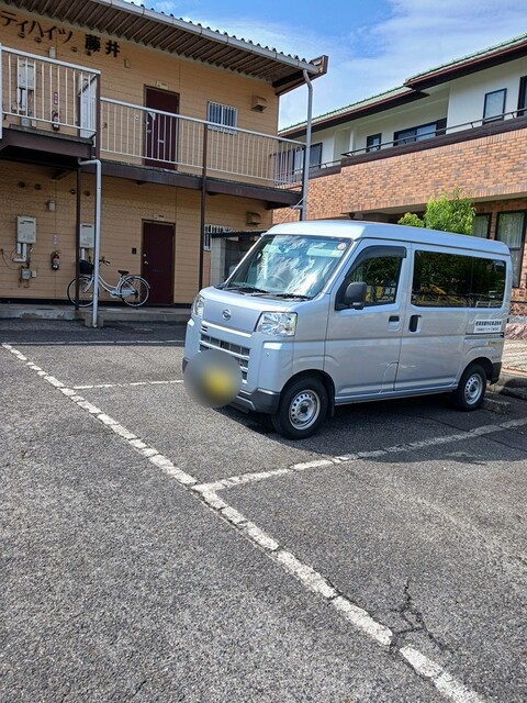 駐車場　駐車場