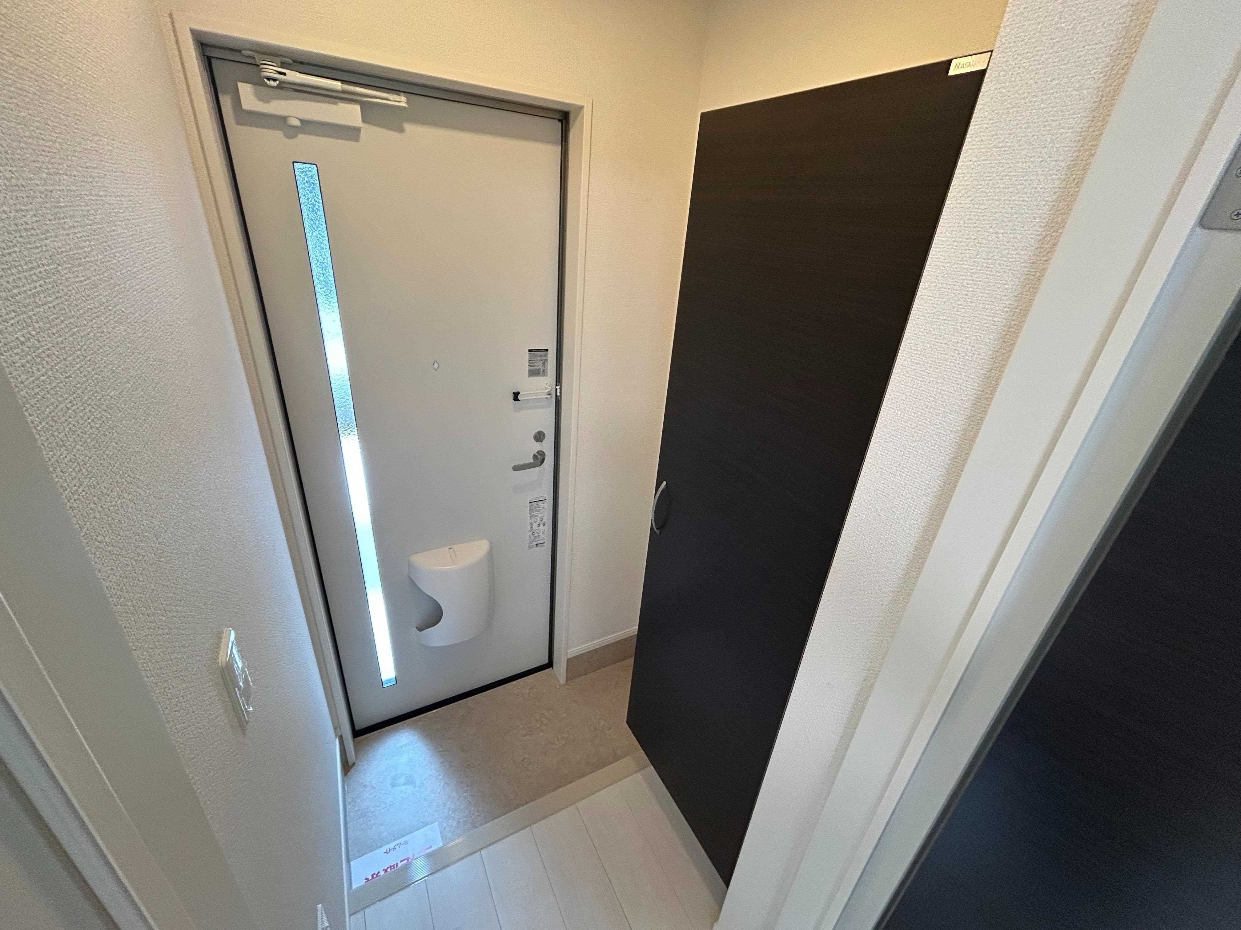 玄関　同じ建築会社のイメージ写真になります