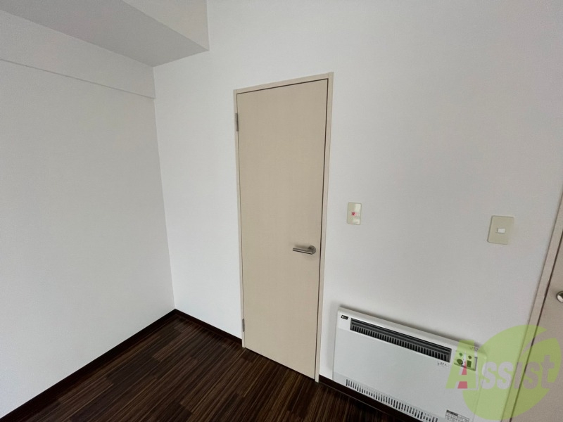 収納　寝室の収納です。部屋がすっきり片付きます。