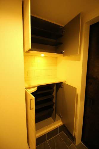 玄関　シューズボックス