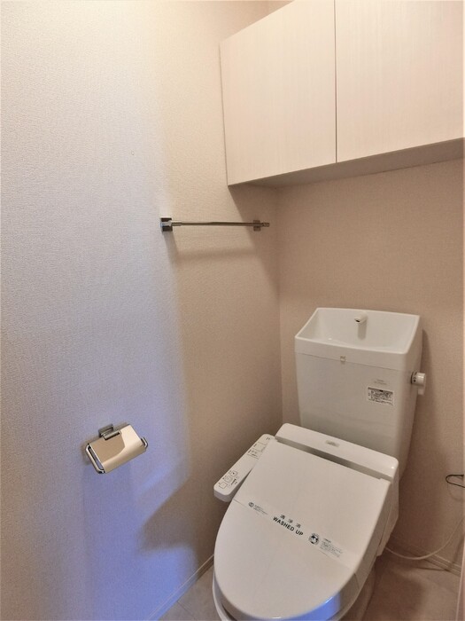 トイレ　※同物件別号室参考写真