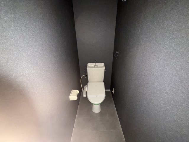 トイレ　清潔感のあるトイレです
