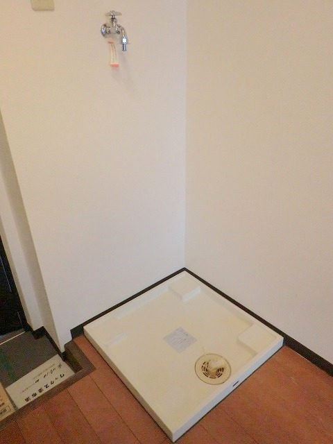 洗面設備　★室内洗濯機置場★