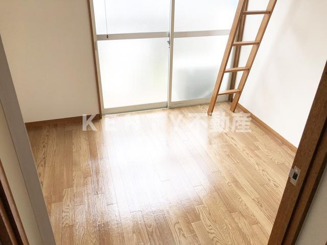 居室・リビング　ゆったり過ごせる居間です