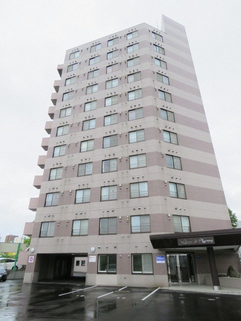 建物外観　都市ガス採用でリフォーム済のお部屋です♪