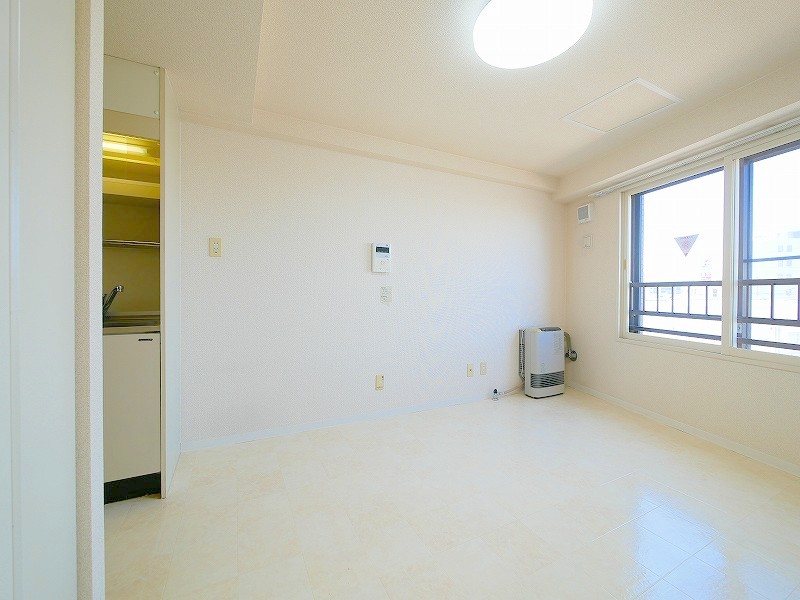 居室・リビング　リフォーム済みのお部屋です♪