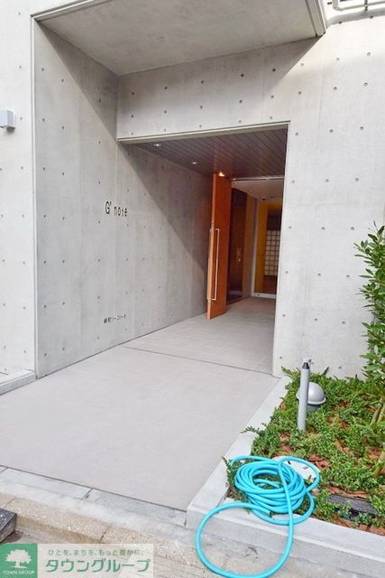 エントランス　お問合せはタウンハウジングまで！※現地待合わせ相談可能