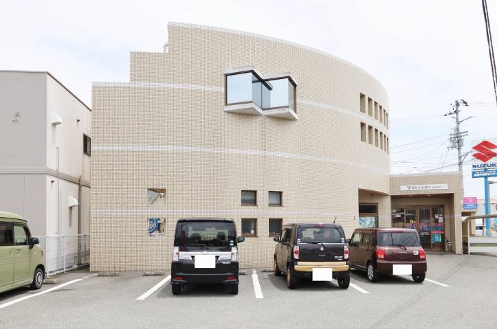 銀行　徳島大正銀行論田支店（銀行）まで321m