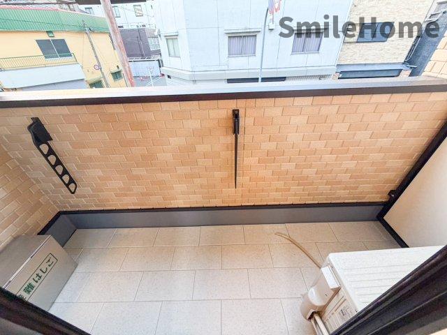 バルコニー　明るいバルコニーです