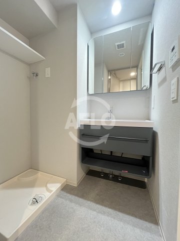 洗面設備　プレサンス東淀川駅前プローシェ　洗面台