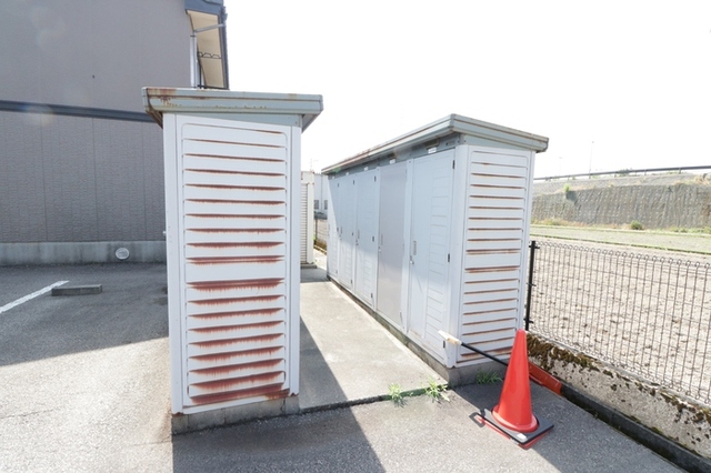 ロビー　トランクルーム