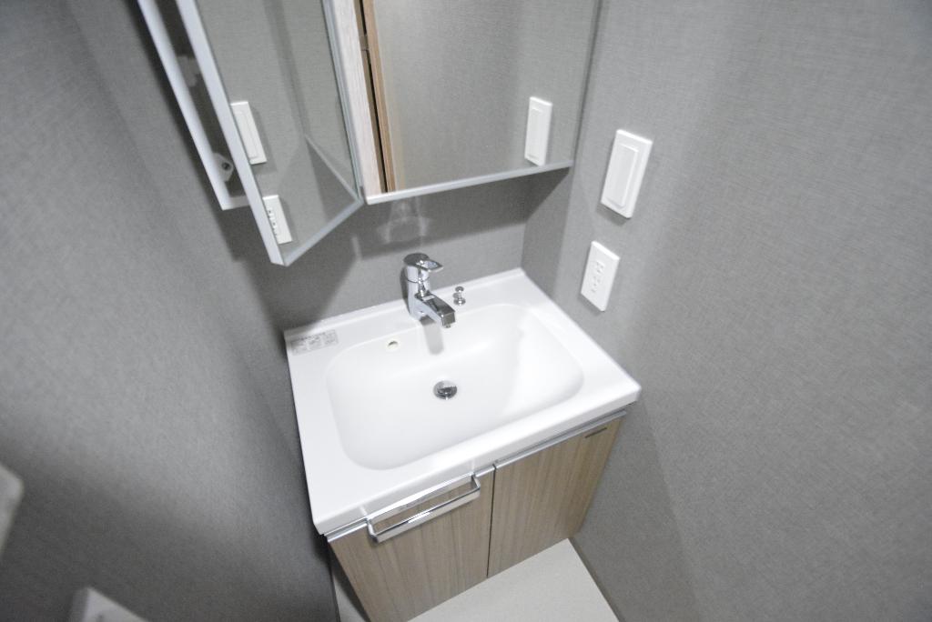 洗面設備　洗髪洗面化粧台