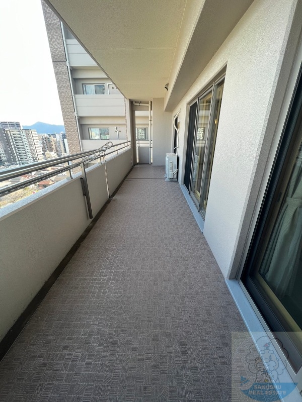 バルコニー　同物件別室の参考写真
