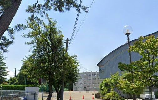 小学校　上越市立東本町小学校（小学校）まで1046m