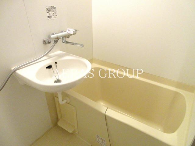 バス・シャワールーム　別部屋同仕様