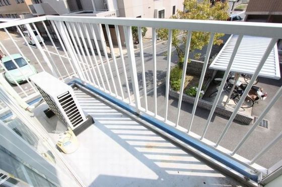 バルコニー　※他号室の写真になります