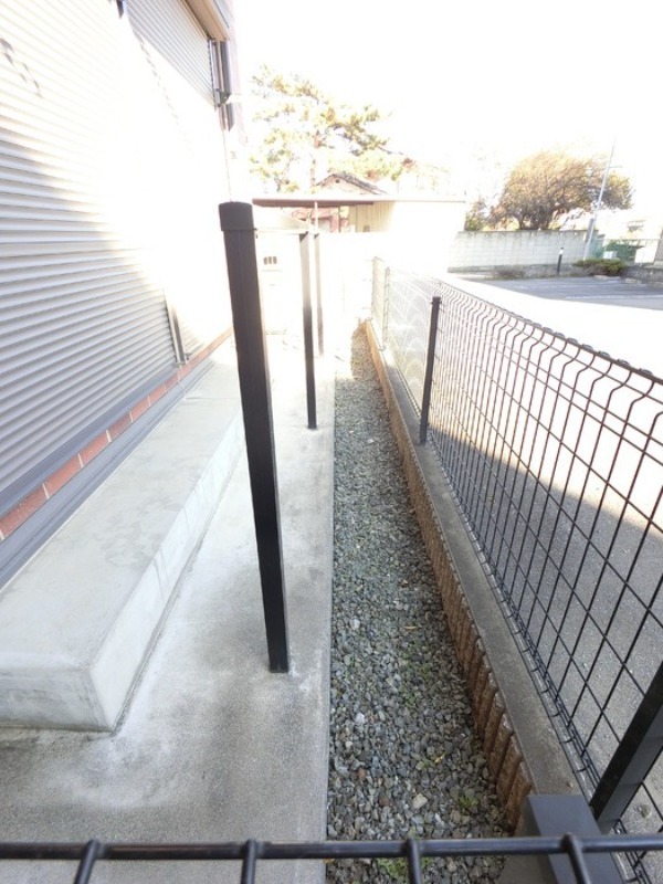 玄関　図面と現状に相違がある場合には現状を優先