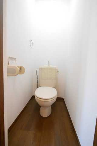 トイレ　別部屋参考画像