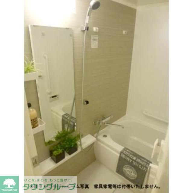 バス・シャワールーム　※写真は同タイプ住戸です。
