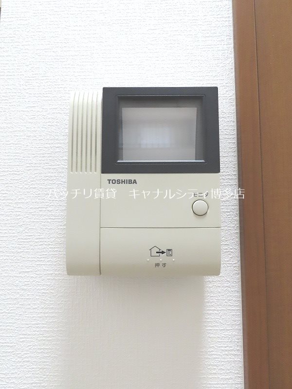 セキュリティ　画像は別号室タイプの為、床や壁の色等が異なる場合は現況を優先