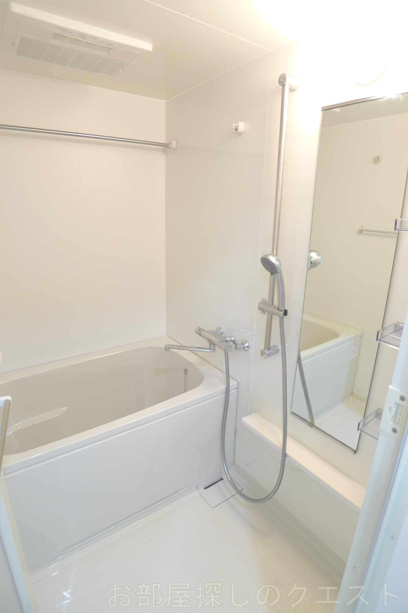 バス・シャワールーム　（写真は同仕様）